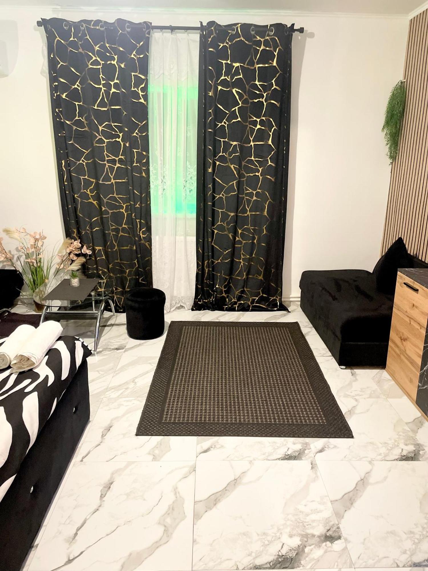 Năvodari Vila Cris Apartments מראה חיצוני תמונה