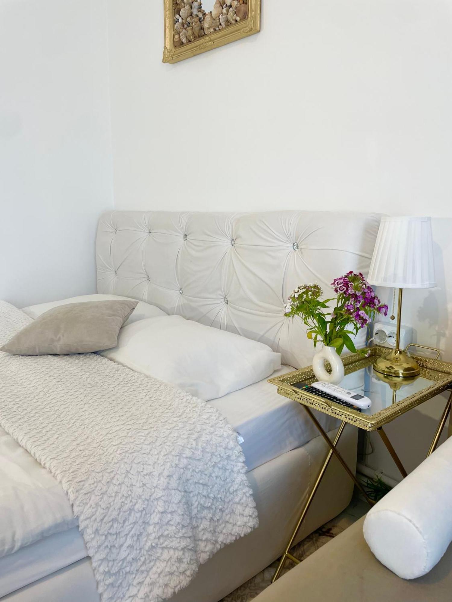 Năvodari Vila Cris Apartments מראה חיצוני תמונה